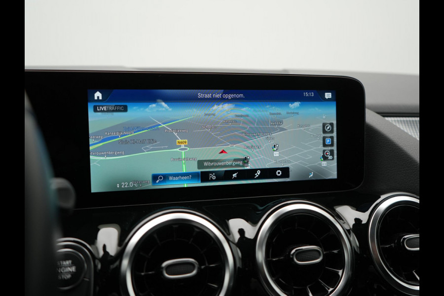 Mercedes-Benz B-Klasse 250 e Luxury Line Plug In Hybrid 218pk Dealer O.H. PHEV | Trekhaak Af Fabriek | Adaptive | 360 Camera | Multi Beam LED | Widescreen Navi | Lederen Sportstoelen | Apple Carplay | Navigatie | DAB |