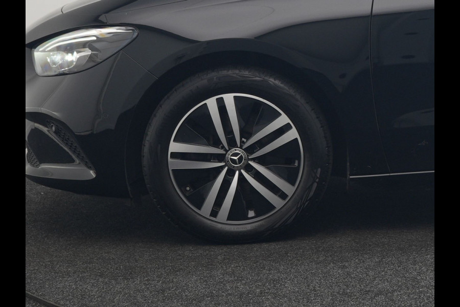 Mercedes-Benz B-Klasse 250 e Luxury Line Plug In Hybrid 218pk Dealer O.H. PHEV | Trekhaak Af Fabriek | Adaptive | 360 Camera | Multi Beam LED | Widescreen Navi | Lederen Sportstoelen | Apple Carplay | Navigatie | DAB |