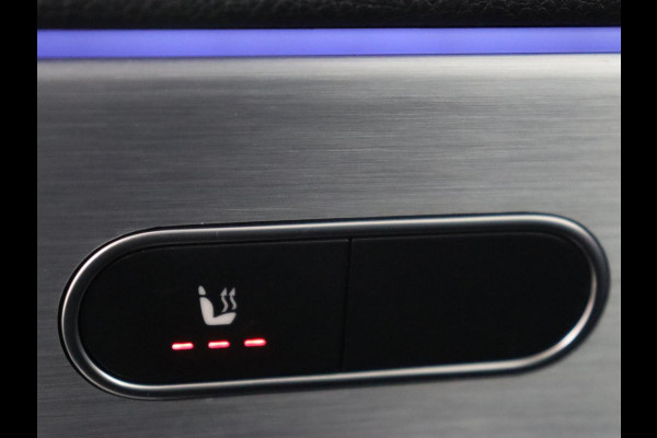 Mercedes-Benz A-Klasse 250e AMG Limited | Panoramadak | Stoelverwarming | Matrix LED | Memory | Carplay | Keyless | Camera | Navigatie | Full LED | PHEV | Plug In