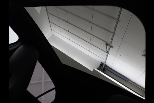 Mercedes-Benz A-Klasse 250e AMG Limited | Panoramadak | Stoelverwarming | Matrix LED | Memory | Carplay | Keyless | Camera | Navigatie | Full LED | PHEV | Plug In