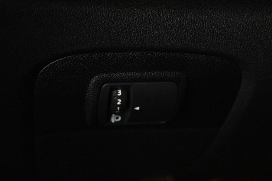 Renault Grand Scénic 1.3 TCe Equilibre 7p. Automaat (NAVIGATIE, TREKHAAK, NAVIGATIE, PARKEERSENSOREN)