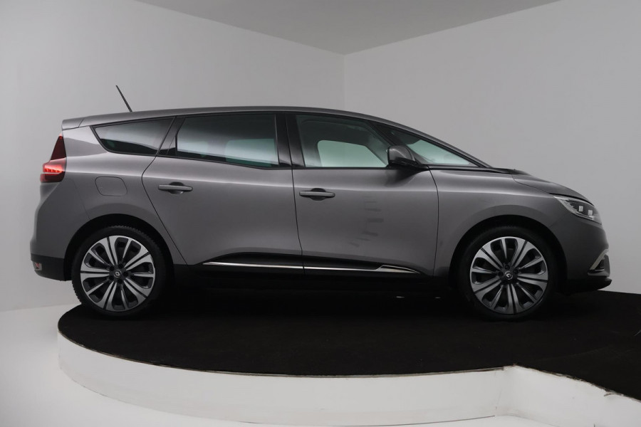 Renault Grand Scénic 1.3 TCe Equilibre 7p. Automaat (NAVIGATIE, TREKHAAK, NAVIGATIE, PARKEERSENSOREN)