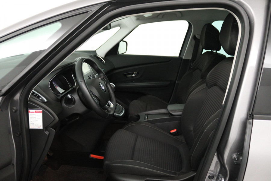 Renault Grand Scénic 1.3 TCe Equilibre 7p. Automaat (NAVIGATIE, TREKHAAK, NAVIGATIE, PARKEERSENSOREN)