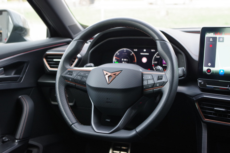 CUPRA Formentor 1.4 e-Hybrid VZ 245 PK Performance, Winterpakket, Adap. Cruise Control, Carplay, Camera