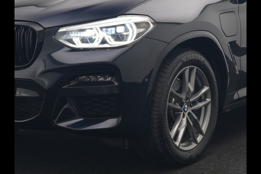 BMW X3 xDrive30e M Sport Plug In Hybrid 293pk Dealer O.H. PHEV | Trekhaak Af Fabriek | Adaptive Cruise | Head Up | 360 Camera | Harman/Kardon | Adaptief Onderstel | Lederen Sportstoelen Memory & Verwarmd | Sfeerverlichting | Keyless | Blis |