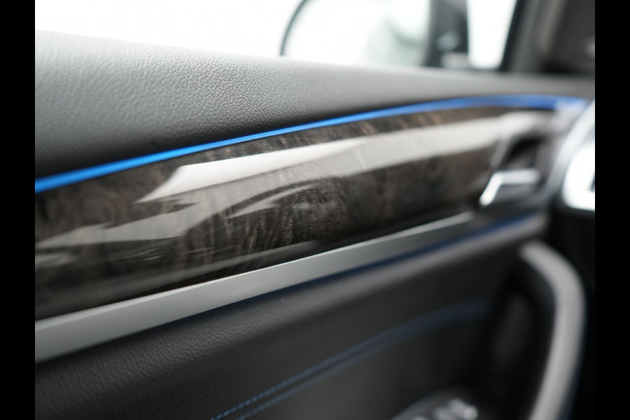 BMW X3 xDrive30e M Sport Plug In Hybrid 293pk Dealer O.H. PHEV | Trekhaak Af Fabriek | Adaptive Cruise | Head Up | 360 Camera | Harman/Kardon | Adaptief Onderstel | Lederen Sportstoelen Memory & Verwarmd | Sfeerverlichting | Keyless | Blis |