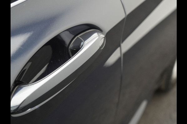 BMW X3 xDrive30e M Sport Plug In Hybrid 293pk Dealer O.H. PHEV | Trekhaak Af Fabriek | Adaptive Cruise | Head Up | 360 Camera | Harman/Kardon | Adaptief Onderstel | Lederen Sportstoelen Memory & Verwarmd | Sfeerverlichting | Keyless | Blis |