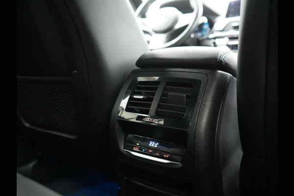 BMW X3 xDrive30e M Sport Plug In Hybrid 293pk Dealer O.H. PHEV | Trekhaak Af Fabriek | Adaptive Cruise | Head Up | 360 Camera | Harman/Kardon | Adaptief Onderstel | Lederen Sportstoelen Memory & Verwarmd | Sfeerverlichting | Keyless | Blis |