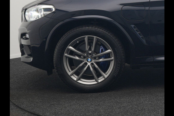 BMW X3 xDrive30e M Sport Plug In Hybrid 293pk Dealer O.H. PHEV | Trekhaak Af Fabriek | Adaptive Cruise | Head Up | 360 Camera | Harman/Kardon | Adaptief Onderstel | Lederen Sportstoelen Memory & Verwarmd | Sfeerverlichting | Keyless | Blis |