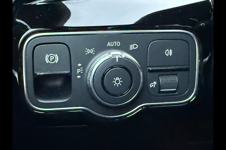 Mercedes-Benz CLA-Klasse Shooting Brake 250 e AMG Line l Pano l ILS l Virtual l Sfeerverlichting l VDOH l