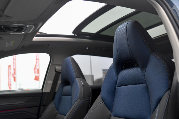 Lynk & Co 01 1.5 MHEV. Pano, Memory, ACC, Sfeer, Camera, Keyless, Dodeh, CarPlay!