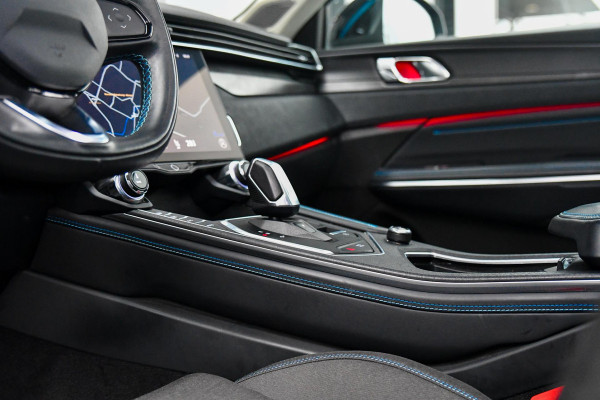 Lynk & Co 01 1.5 MHEV. Pano, Memory, ACC, Sfeer, Camera, Keyless, Dodeh, CarPlay!