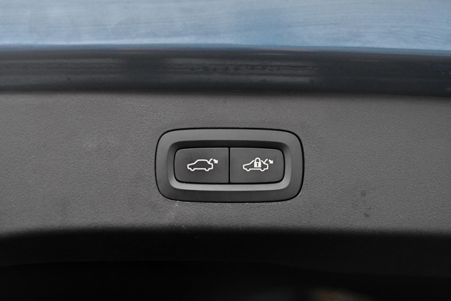 Lynk & Co 01 1.5 MHEV. Pano, Memory, ACC, Sfeer, Camera, Keyless, Dodeh, CarPlay!