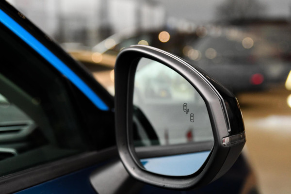 Lynk & Co 01 1.5 MHEV. Pano, Memory, ACC, Sfeer, Camera, Keyless, Dodeh, CarPlay!