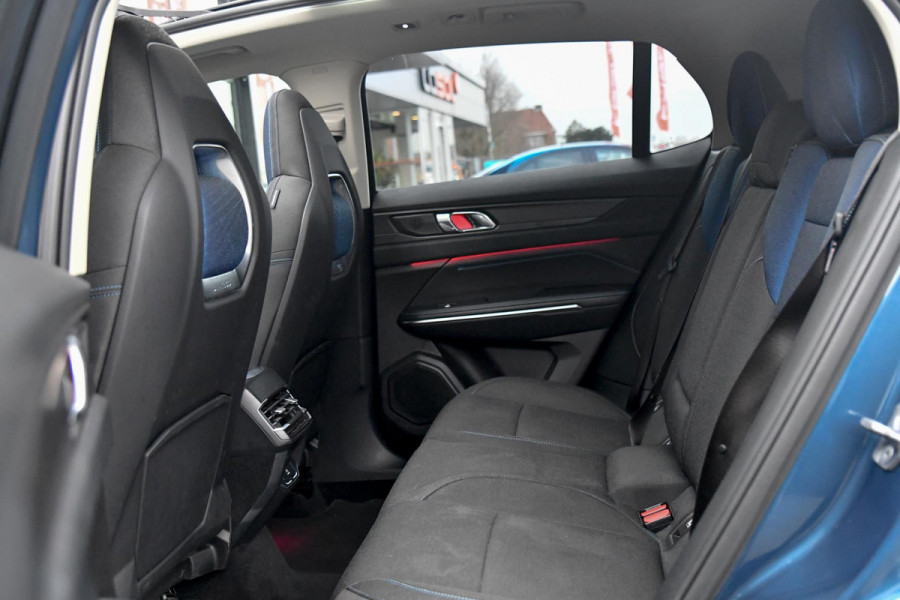 Lynk & Co 01 1.5 MHEV. Pano, Memory, ACC, Sfeer, Camera, Keyless, Dodeh, CarPlay!