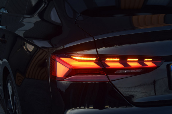 Audi A5 Sportback 40 TFSI 204pk S-line Competition | Panoramadak