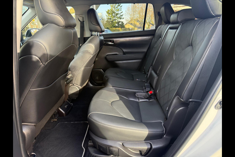 Toyota highlander 2.5 Hybrid AWD Premium | Panoramadak, Head up display, Geheugenfunctie, Stoelventilatie, Leer, 360 Camera, Stuurverwarming
