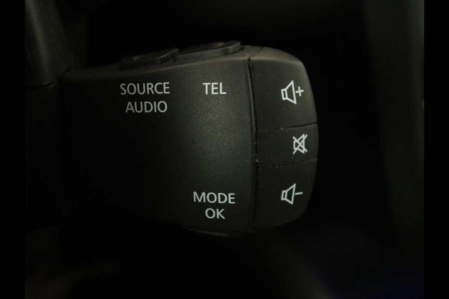 Renault Captur 1.6 E-Tech full hybrid 145 evolution | Camera | Carplay | keyless | Full LED | Cruise control | Navigatie | LMV 18 inch | PHEV | Plug in