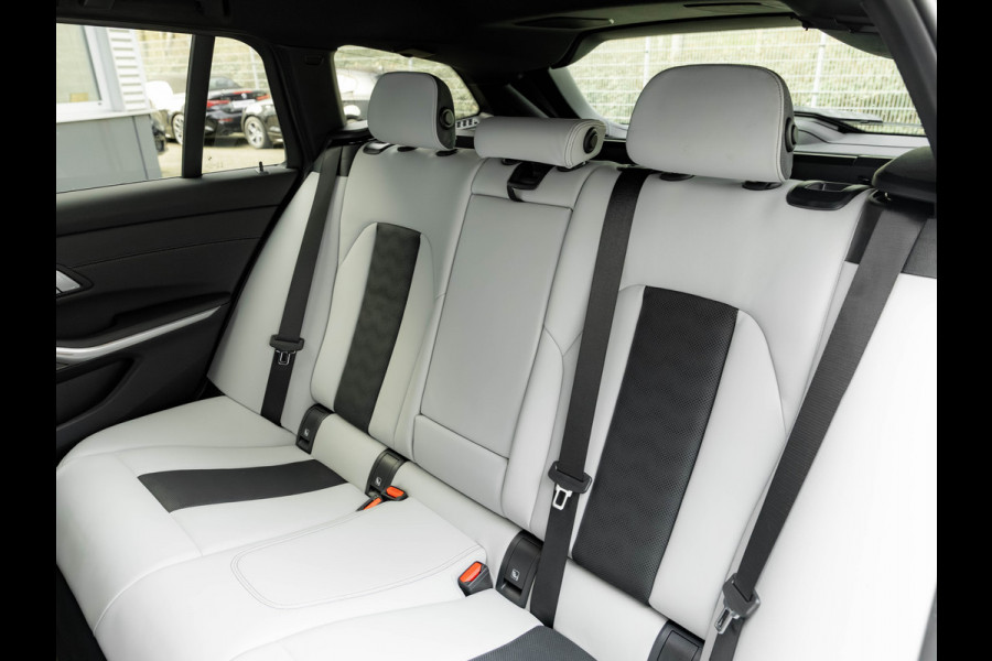 BMW 3 Serie Touring M3 xDrive Competition - Carbon Interieur - Head-up