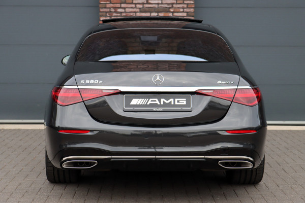 Mercedes-Benz S-Klasse 580 e 4MATIC Lang AMG Line | Airmatic | Achterasbesturing | Chauffeurspakket | MBUX Tablet | Distronic+ | Memory | Stoelventilatie V+A | Burmester | Soft-Close | Digital Light | Vlakkenverwarming | HUD |