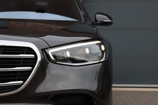 Mercedes-Benz S-Klasse 580 e 4MATIC Lang AMG Line | Airmatic | Achterasbesturing | Chauffeurspakket | MBUX Tablet | Distronic+ | Memory | Stoelventilatie V+A | Burmester | Soft-Close | Digital Light | Vlakkenverwarming | HUD |