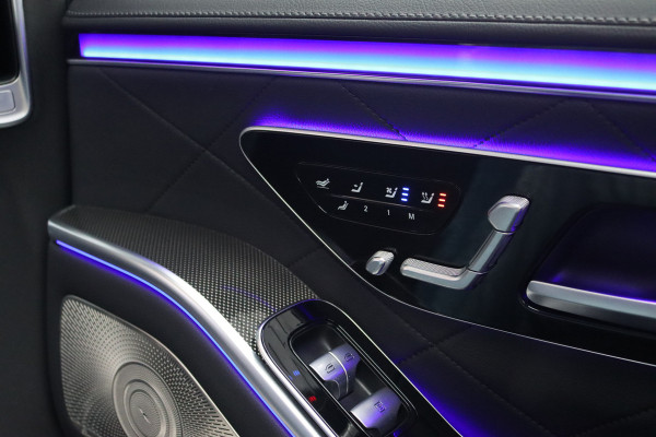 Mercedes-Benz S-Klasse 580 e 4MATIC Lang AMG Line | Airmatic | Achterasbesturing | Chauffeurspakket | MBUX Tablet | Distronic+ | Memory | Stoelventilatie V+A | Burmester | Soft-Close | Digital Light | Vlakkenverwarming | HUD |