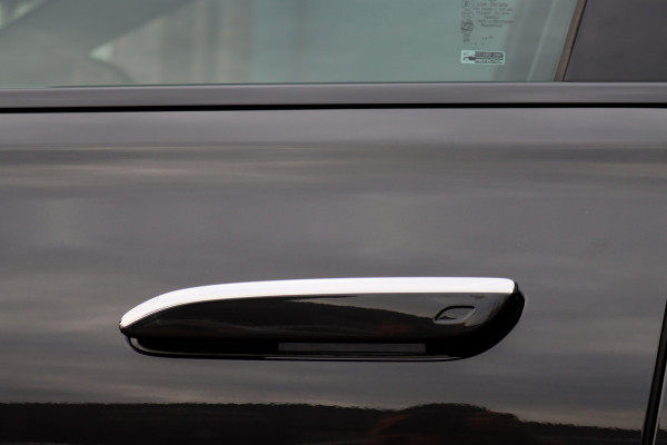 Mercedes-Benz S-Klasse 580 e 4MATIC Lang AMG Line | Airmatic | Achterasbesturing | Chauffeurspakket | MBUX Tablet | Distronic+ | Memory | Stoelventilatie V+A | Burmester | Soft-Close | Digital Light | Vlakkenverwarming | HUD |