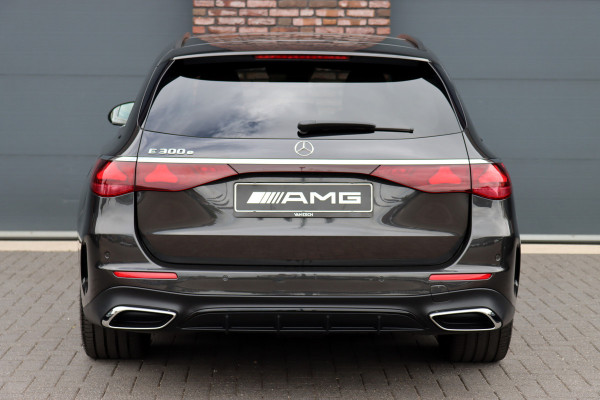 Mercedes-Benz E-Klasse Estate 300 e AMG Line | Hyperscreen | Distronic+ | Burmester | Panoramadak | Digital Light | Surround Camera | HUD | 3D-Display | Verwarmd Stuurwiel | Keyless-Go |