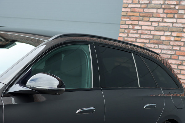 Mercedes-Benz E-Klasse Estate 300 e AMG Line | Hyperscreen | Distronic+ | Burmester | Panoramadak | Digital Light | Surround Camera | HUD | 3D-Display | Verwarmd Stuurwiel | Keyless-Go |