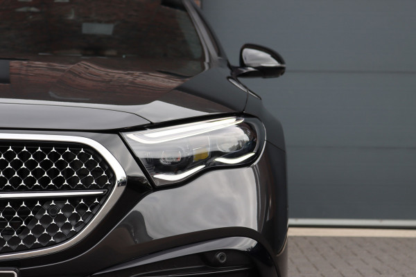 Mercedes-Benz E-Klasse Estate 300 e AMG Line | Hyperscreen | Distronic+ | Burmester | Panoramadak | Digital Light | Surround Camera | HUD | 3D-Display | Verwarmd Stuurwiel | Keyless-Go |