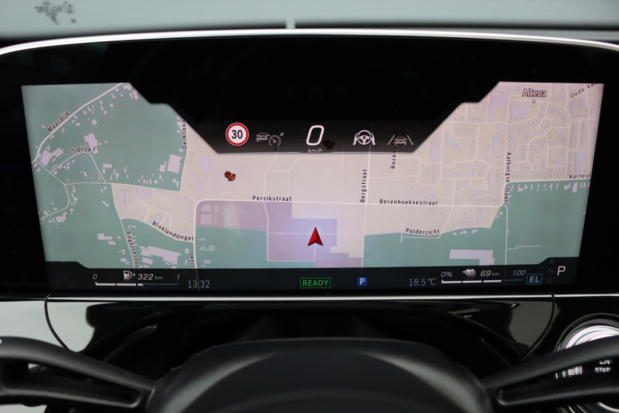 Mercedes-Benz E-Klasse Estate 300 e AMG Line | Hyperscreen | Distronic+ | Burmester | Panoramadak | Digital Light | Surround Camera | HUD | 3D-Display | Verwarmd Stuurwiel | Keyless-Go |