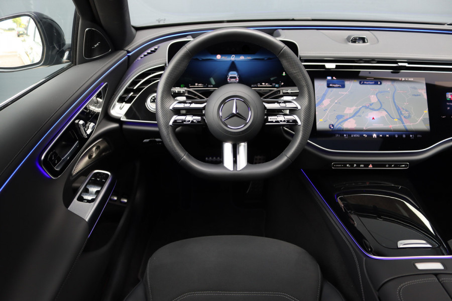Mercedes-Benz E-Klasse Estate 300 e AMG Line | Hyperscreen | Distronic+ | Burmester | Panoramadak | Digital Light | Surround Camera | HUD | 3D-Display | Verwarmd Stuurwiel | Keyless-Go |
