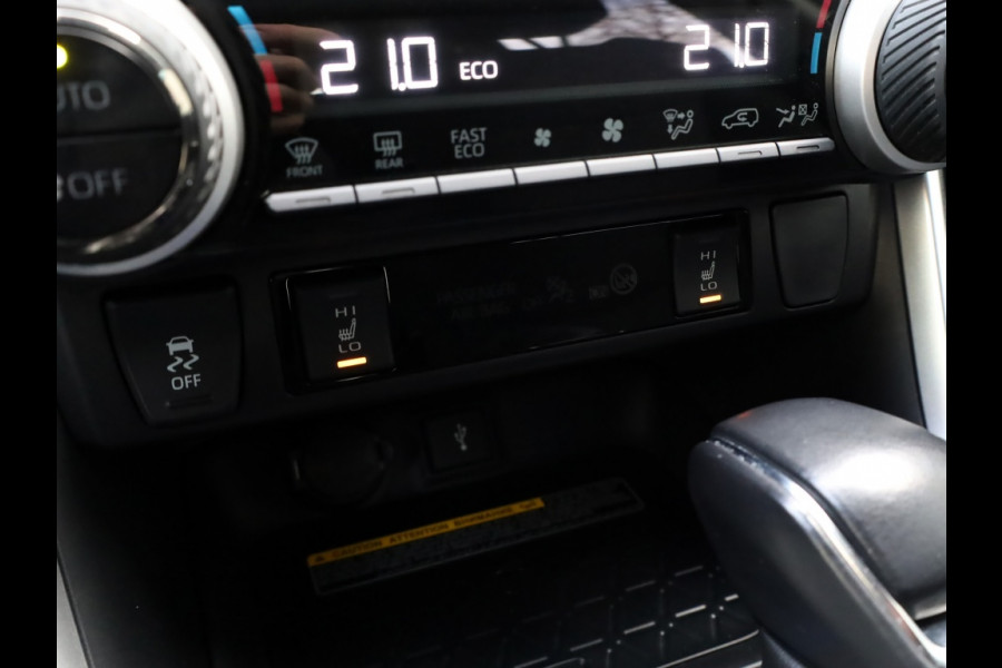 Toyota RAV4 2.5 Hybrid AWD Dynamic | Dodehoek | Stoelverwarming | Digitale b