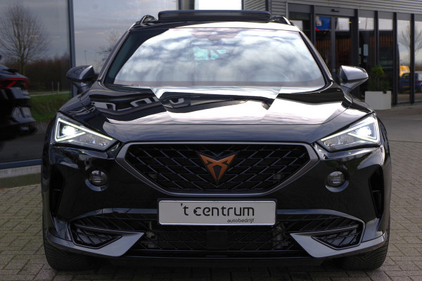 CUPRA Formentor 1.4 e-Hybrid 204 PK Performance PHEV, Panoramadak, Winterpakket, Camera, Carplay