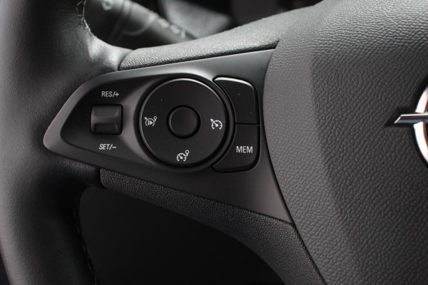 Opel Corsa 1.2 102pk GS Line Opel Corsa 1.2 GS Line | Navigatie | Apple Carplay/Android Auto | Airco | Cruise Control | Lichtmetalen velgen | Digitaal Dashboard | Sportstoelen