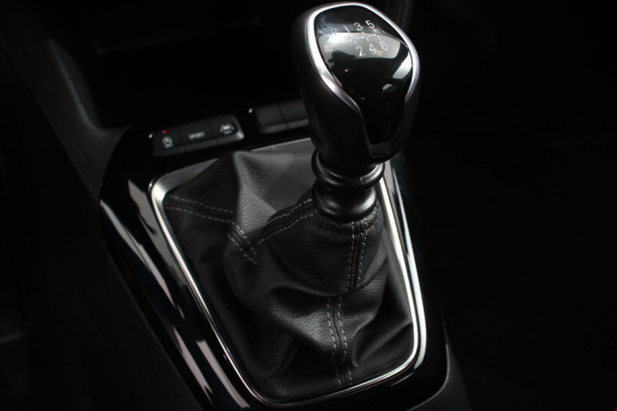 Opel Corsa 1.2 102pk GS Line Opel Corsa 1.2 GS Line | Navigatie | Apple Carplay/Android Auto | Airco | Cruise Control | Lichtmetalen velgen | Digitaal Dashboard | Sportstoelen