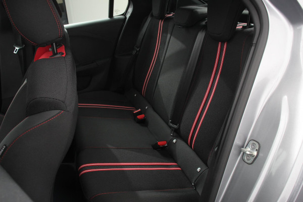 Opel Corsa 1.2 102pk GS Line Opel Corsa 1.2 GS Line | Navigatie | Apple Carplay/Android Auto | Airco | Cruise Control | Lichtmetalen velgen | Digitaal Dashboard | Sportstoelen