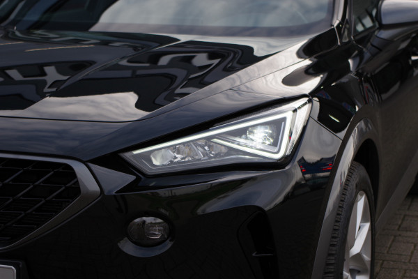 CUPRA Formentor 1.4 e-Hybrid 204 PK Performance PHEV, Panoramadak, Winterpakket, Camera, Carplay