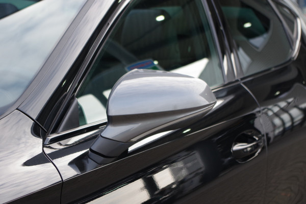 CUPRA Formentor 1.4 e-Hybrid 204 PK Performance PHEV, Panoramadak, Winterpakket, Camera, Carplay