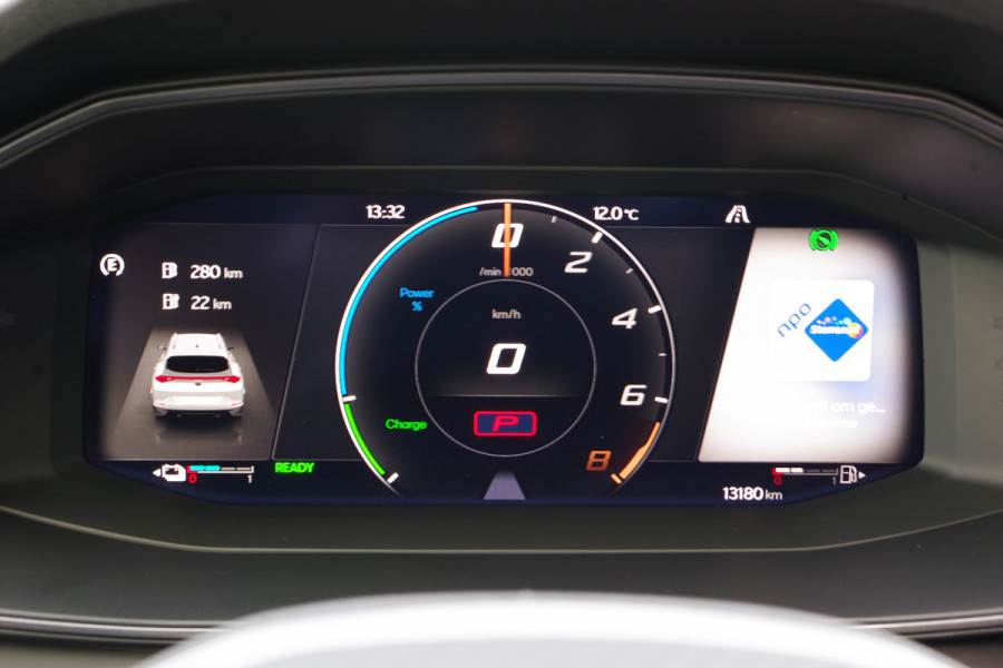 CUPRA Formentor 1.4 e-Hybrid 204 PK Performance PHEV, Panoramadak, Winterpakket, Camera, Carplay