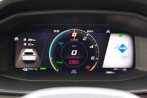 CUPRA Formentor 1.4 e-Hybrid 204 PK Performance PHEV, Panoramadak, Winterpakket, Camera, Carplay