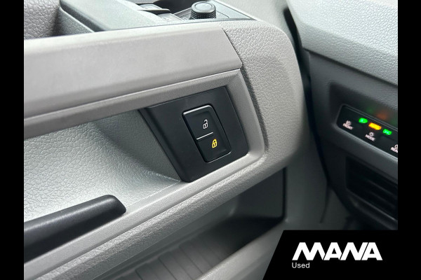 MAN TGE 3.140 L3H3 Automaat 140PK Zwart Black Lion Cruise control Carplay Camera