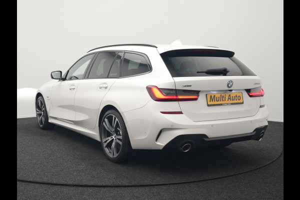 BMW 3 Serie Touring 330e xDrive M Sport Plug In Hybrid 293pk Dealer O.H. PHEV | Panodak | Head Up | Adaptive Cruise | Laser LED | 360 Camera | 19"L.M | Alcantara Sportstoelen Memory & Verwarmd | Sfeerverlichting | Apple Carplay | Keyless | Blis | Navigatie | Virtu