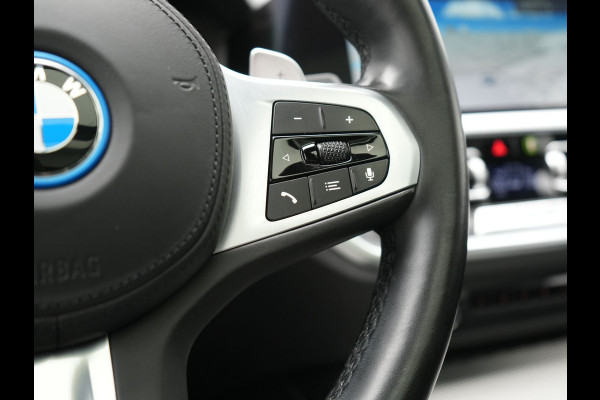 BMW 3 Serie Touring 330e xDrive M Sport Plug In Hybrid 293pk Dealer O.H. PHEV | Panodak | Head Up | Adaptive Cruise | Laser LED | 360 Camera | 19"L.M | Alcantara Sportstoelen Memory & Verwarmd | Sfeerverlichting | Apple Carplay | Keyless | Blis | Navigatie | Virtu