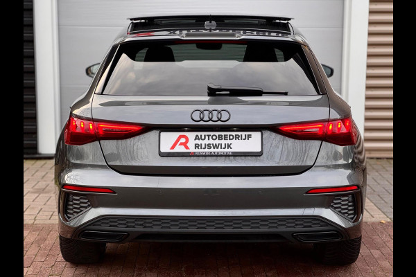 Audi A3 Sportback 45 TFSI e S edition Competition Rs zetels/B&O/HuD/Massage