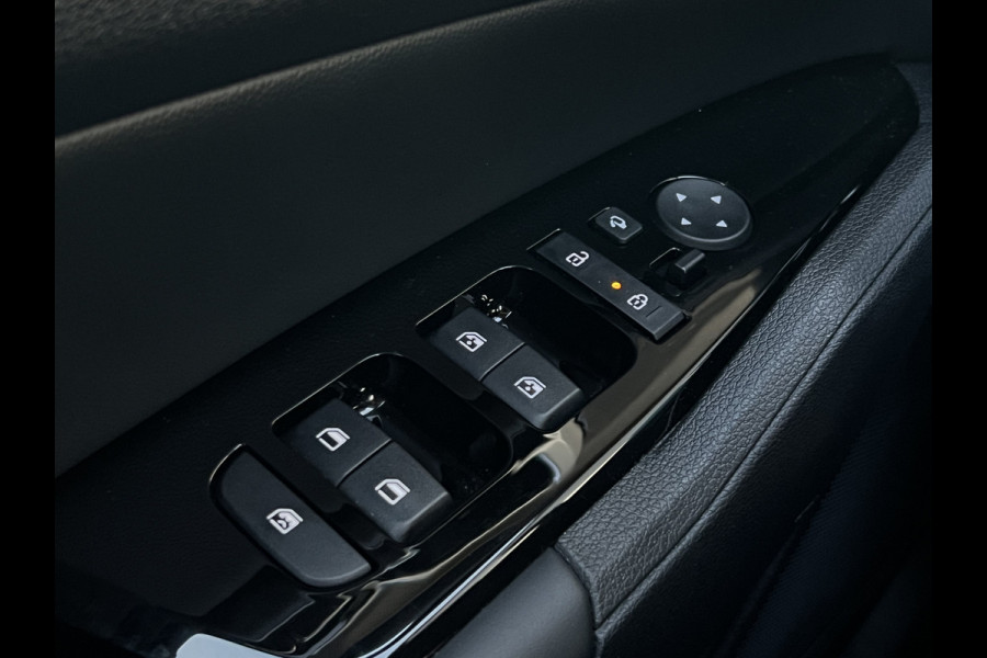 Kia Sportage 1.6 T-GDi Plug-in Hybrid AWD DynamicPlusLine | Trekhaak | Memory | 360 Camera | BOMVOL!