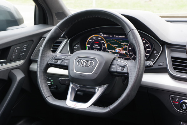 Audi Q5 55 TFSI e 367 PK Quattro Competition, Luchtvering, Trekhaak, Panoramadak, 360 Camera, B&O Sound