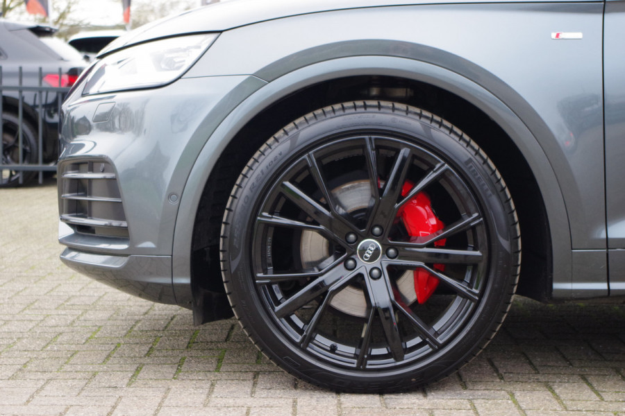 Audi Q5 55 TFSI e 367 PK Quattro Competition, Luchtvering, Trekhaak, Panoramadak, 360 Camera, B&O Sound