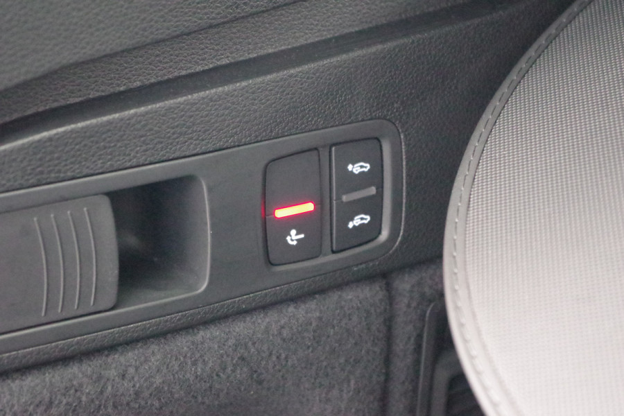 Audi Q5 55 TFSI e 367 PK Quattro Competition, Luchtvering, Trekhaak, Panoramadak, 360 Camera, B&O Sound