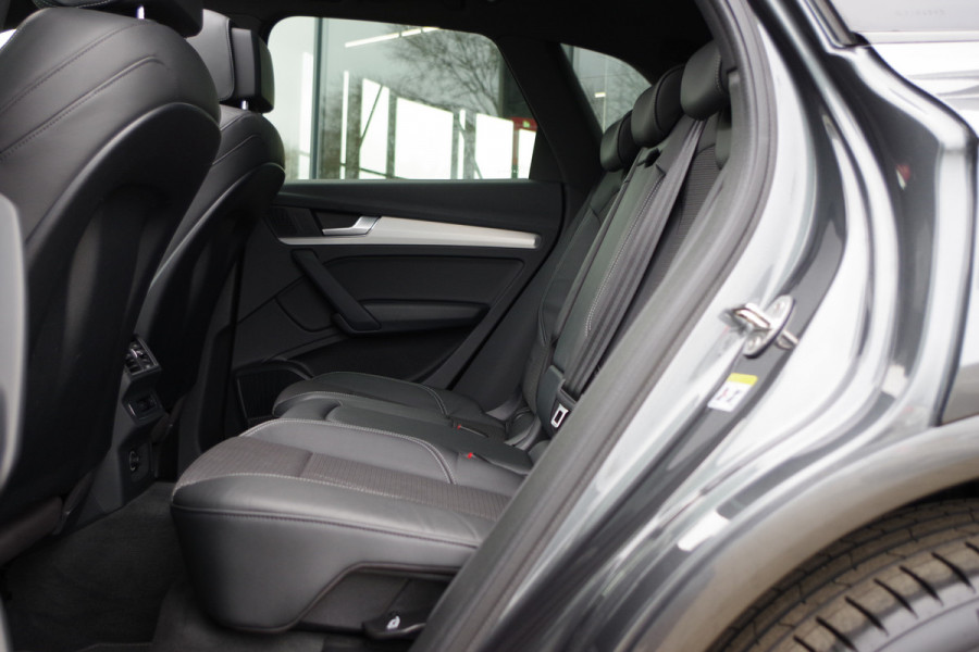 Audi Q5 55 TFSI e 367 PK Quattro Competition, Luchtvering, Trekhaak, Panoramadak, 360 Camera, B&O Sound